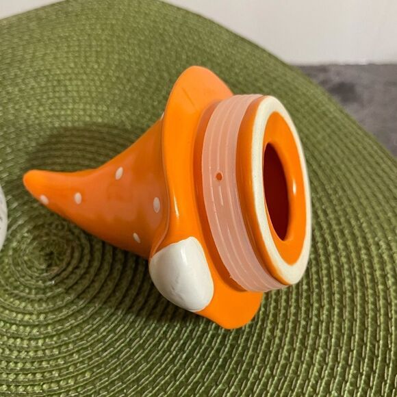 Rae Dunn Gnome candle with removeable top NWT - Picture 10 of 14